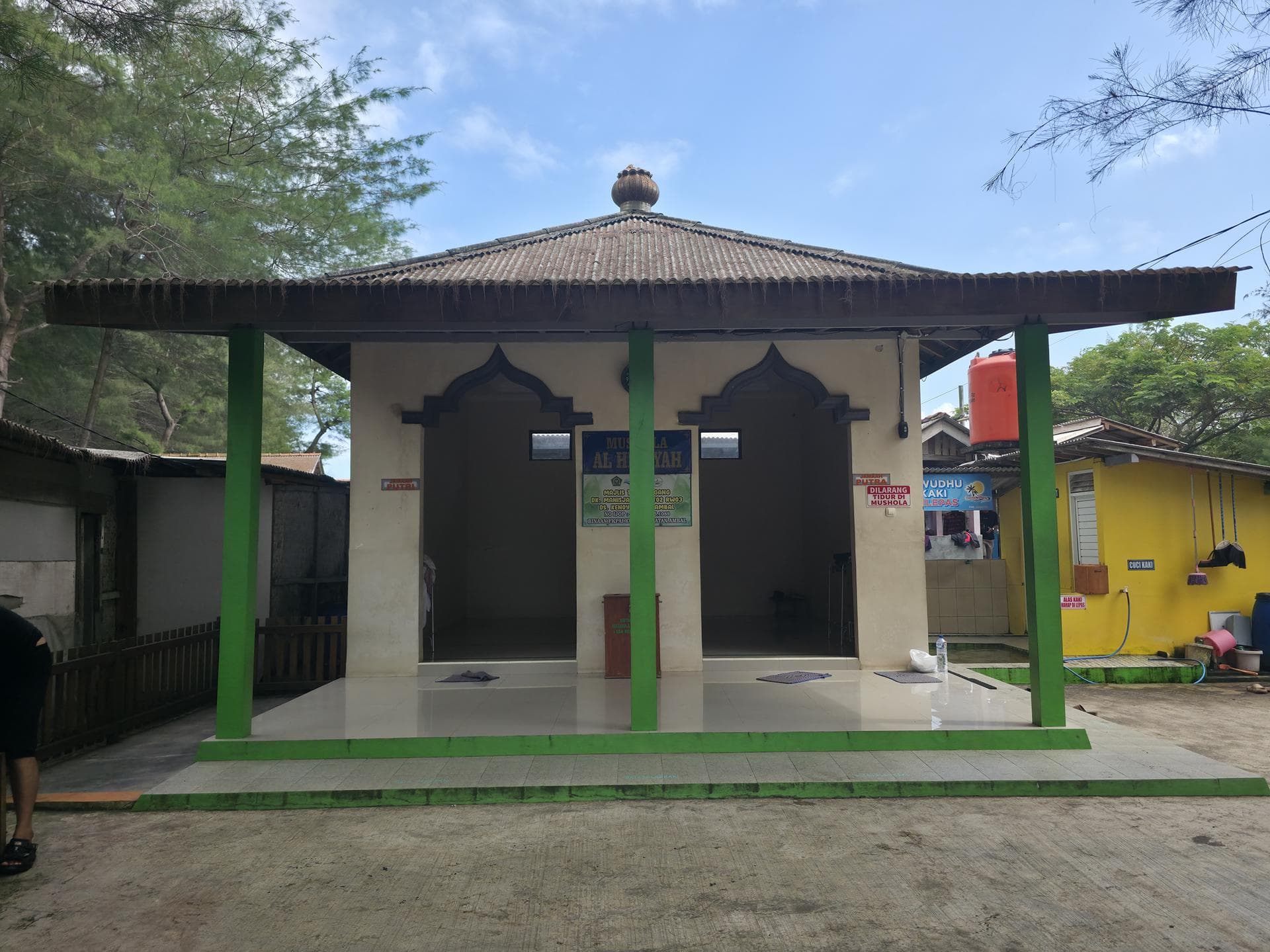 Mushola Pantai